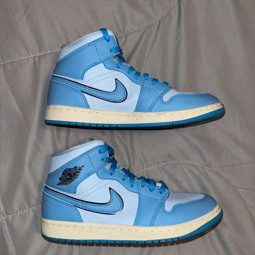 Nike Sky Blue High-Tops